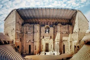 Orange, Visit the Roman Theatre of Orange